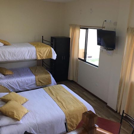 Tababela Airport B&B Extérieur photo