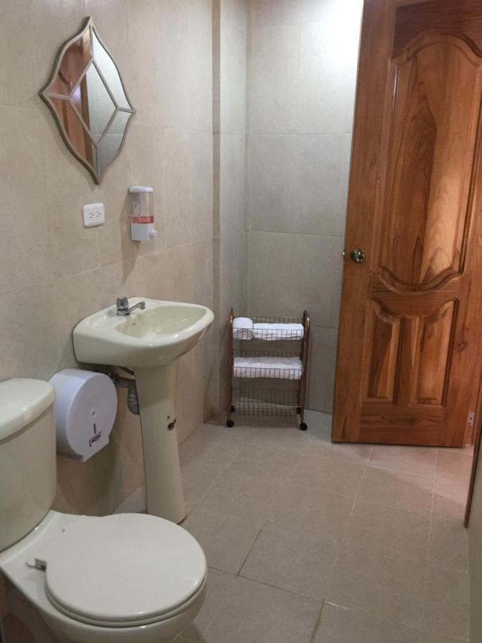 Tababela Airport B&B Extérieur photo